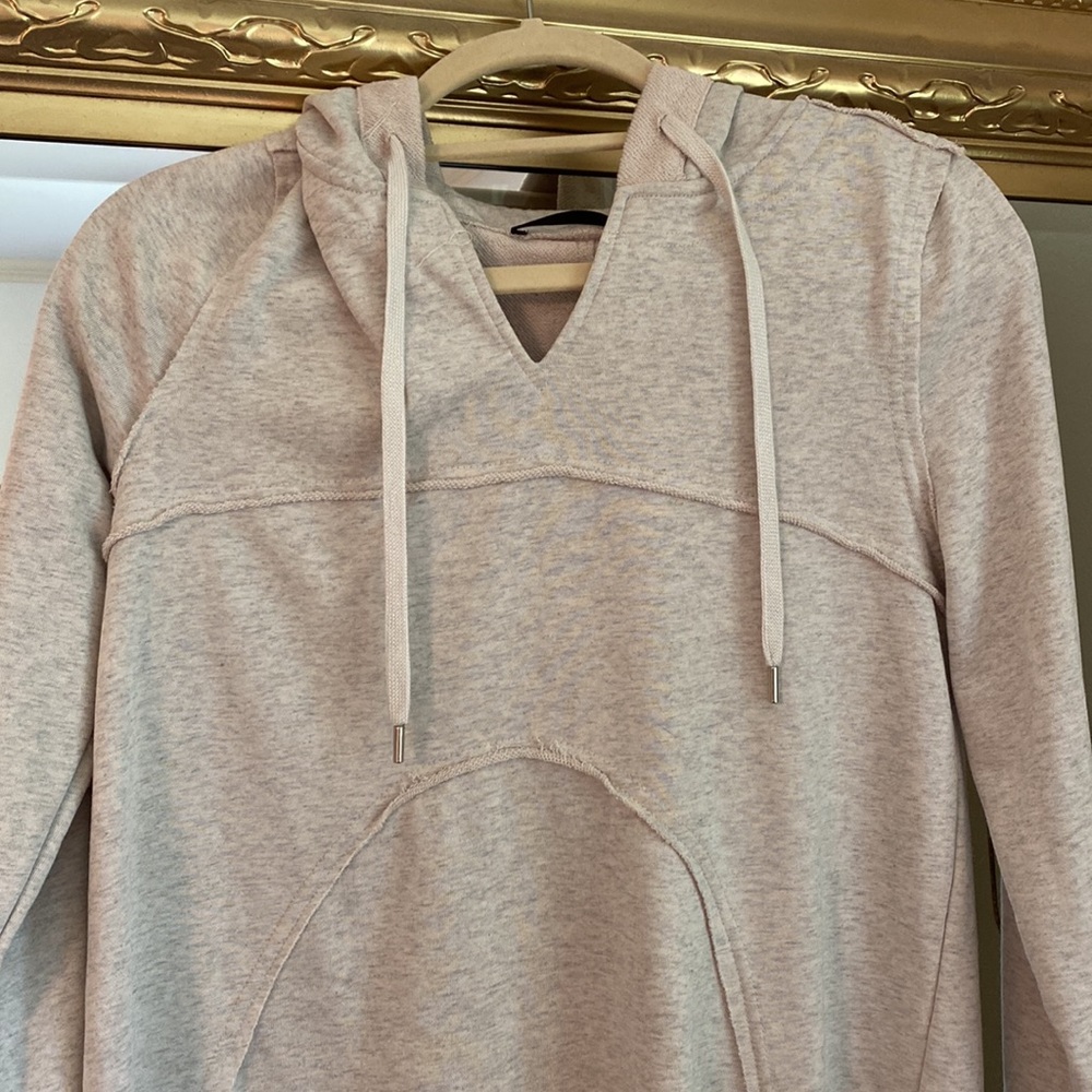 Doe & Rae Hoodie - Picture 2 of 5